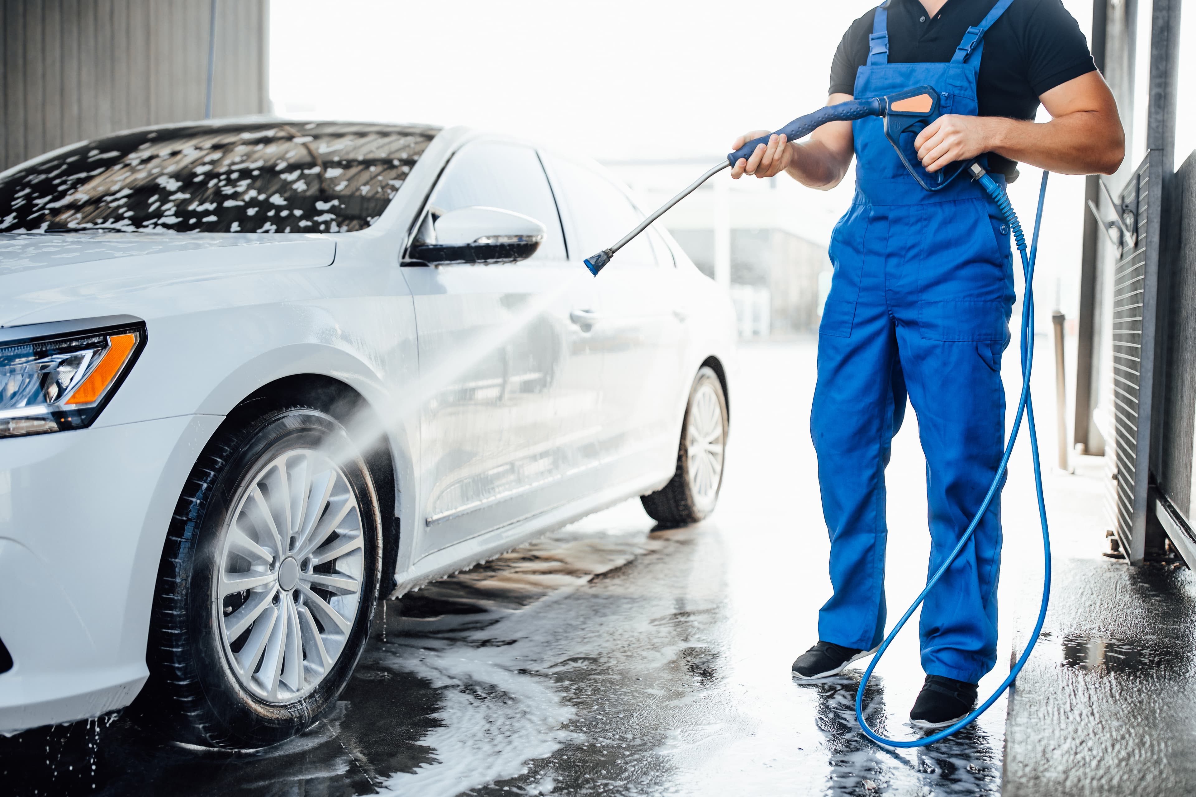 Car Wash Chain Expands with 12 New Locations by Targeting Untapped Markets
